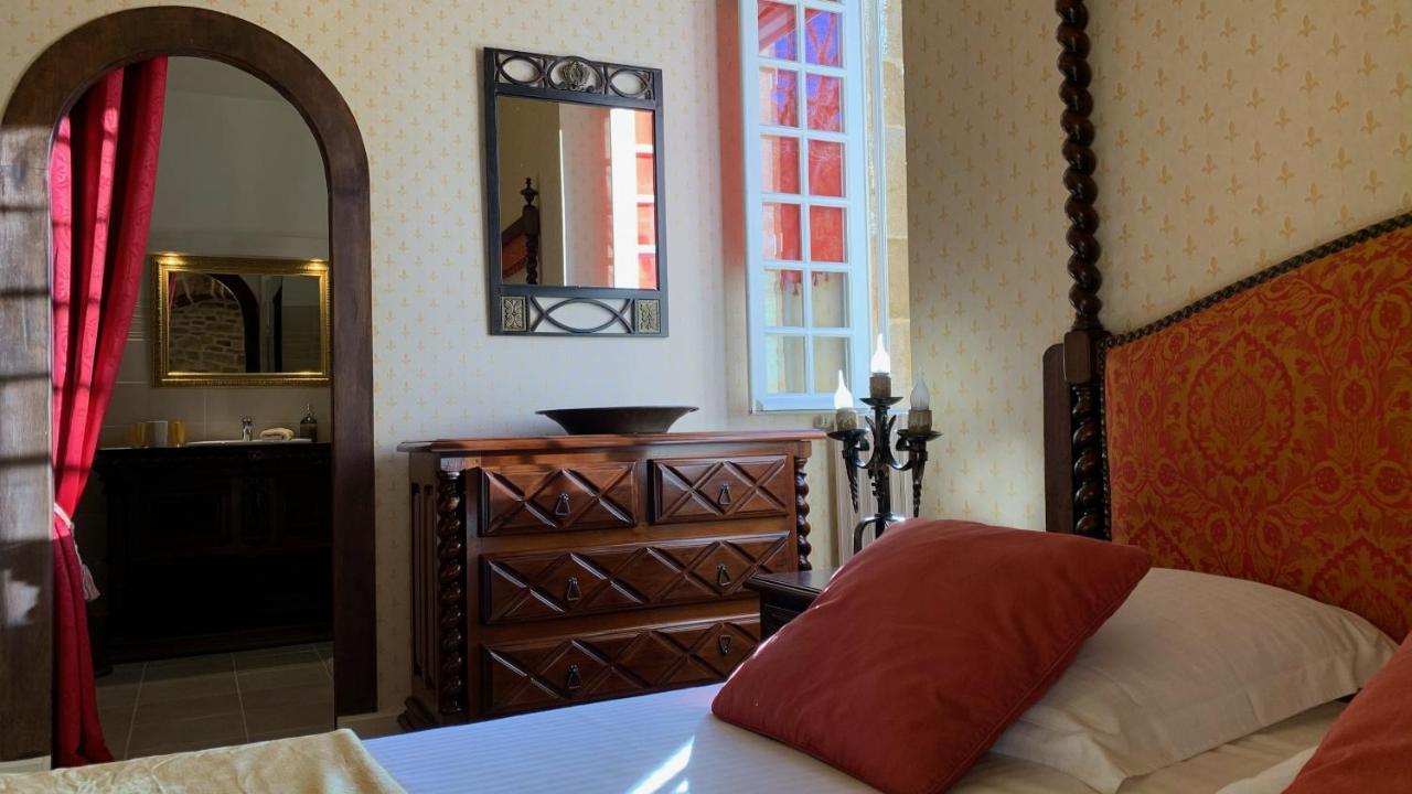 Le Moulin Du Boisset Bed & Breakfast Saint-Denis-lès-Martel Eksteriør bilde